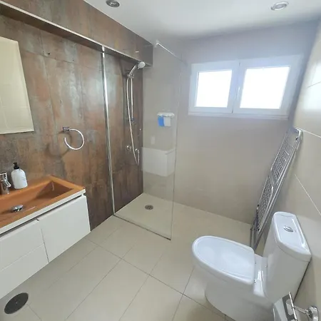Apartment Roof - Vut4217as