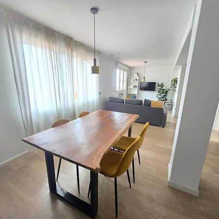 Roof - Vut4217as Lägenhet