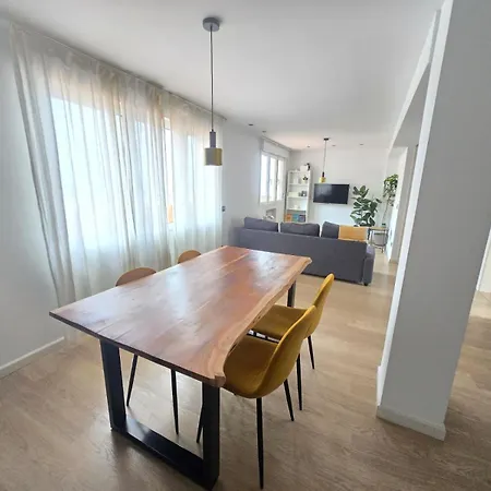 Roof - Vut4217as Apartment