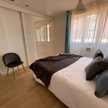Roof - Vut4217as Apartment *